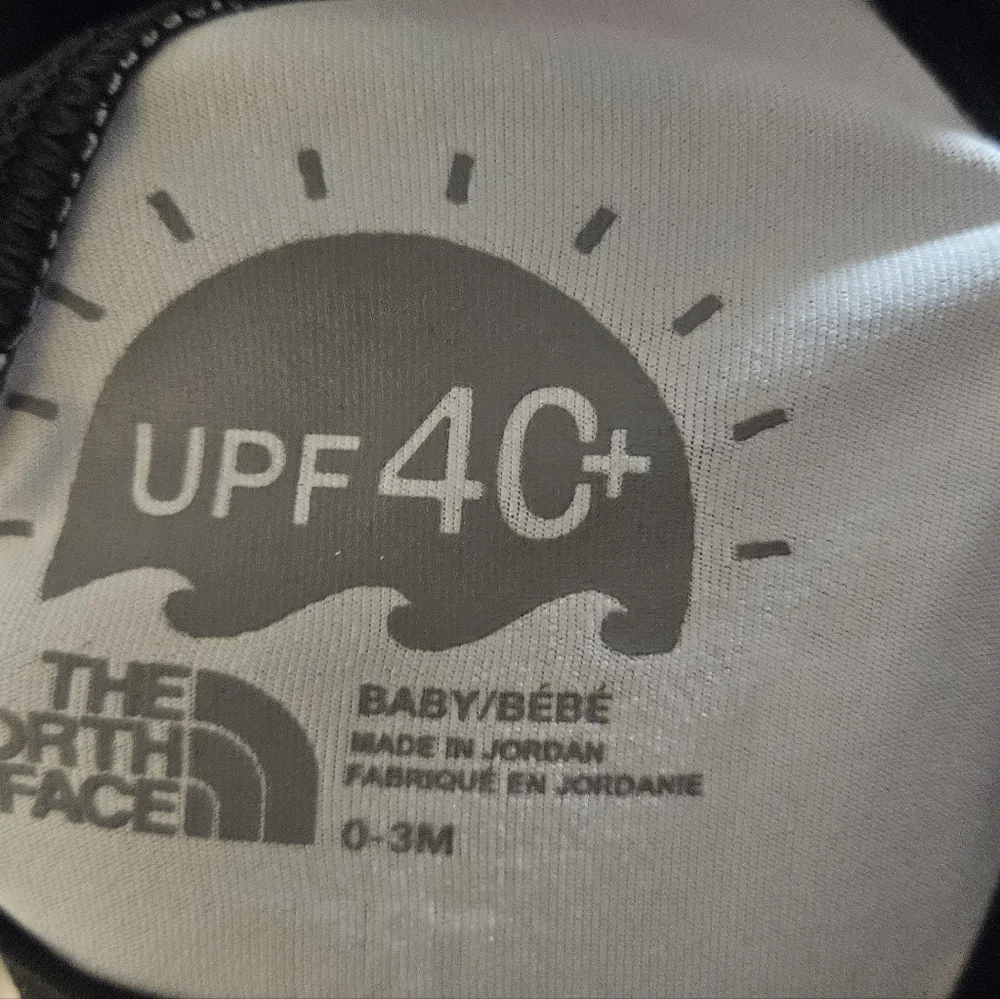 The North Face Baby Amphibious Sun One-Piece: NEW WITH TAGS: 0-3 MTH